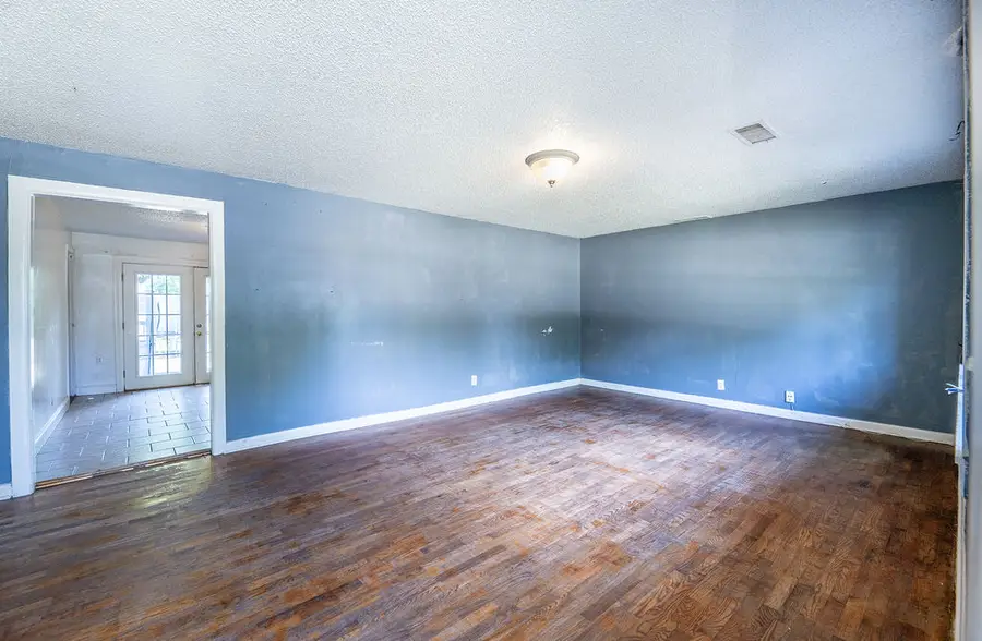 1505 Backus Avenue, Springdale, AR 72764 - #3