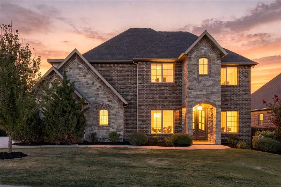 421 Trailwood Circle, Centerton, AR 72719 - #1