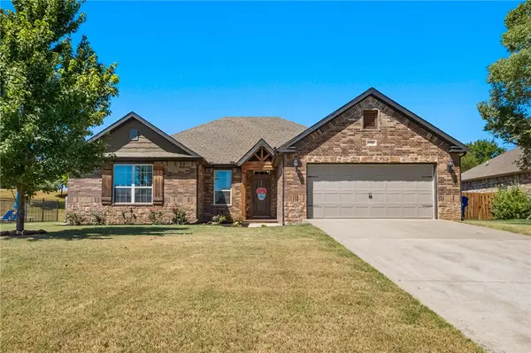 116 Colville Street, Lowell, AR 72745