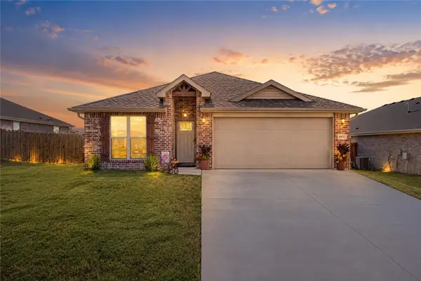 6011 NW Grant Street, Bentonville, AR 72713