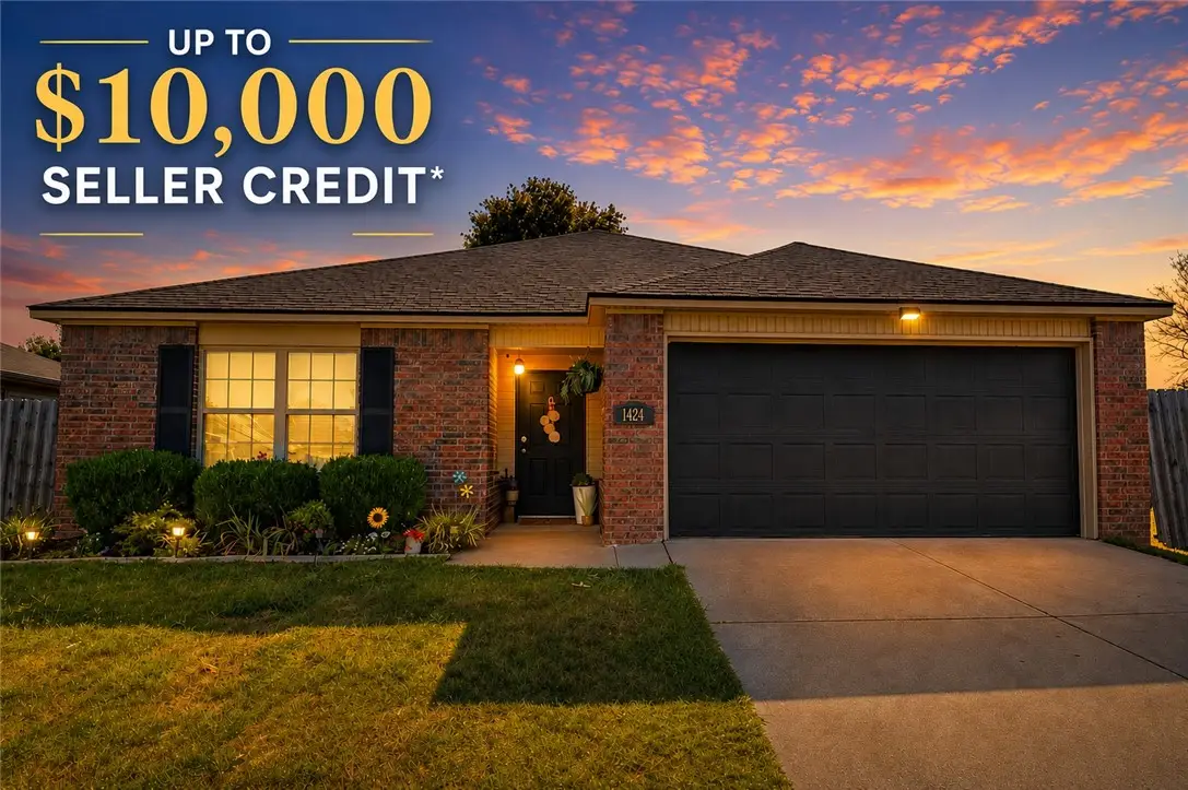 1424 S Spritz Drive, Fayetteville, AR 72701 - #1