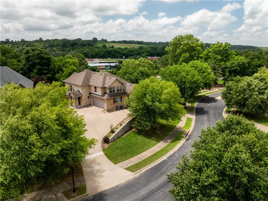 3901 NW Creekstone Boulevard, Bentonville, AR 72712 - #1