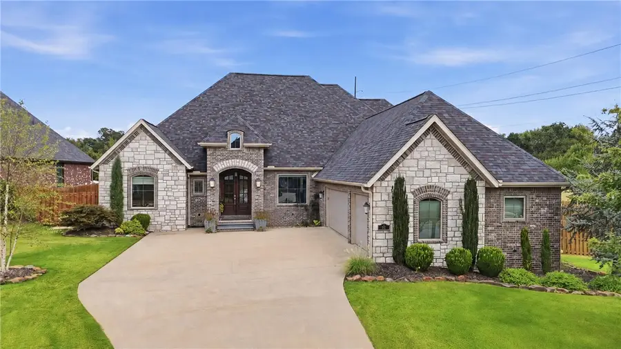 325 Angel Falls Lane, Springdale, AR 72762 - #2