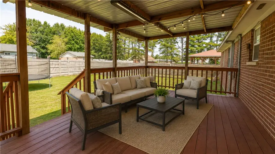 1002 Sunshine Avenue, Green Forest, AR 72638 - #3