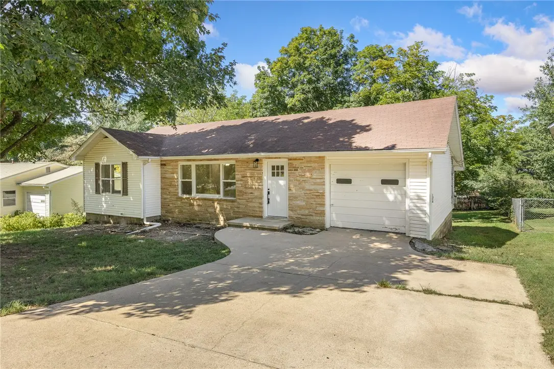816 Spruce Street, Harrison, AR 72601 - #1