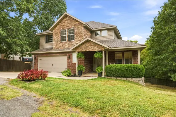 1 Bembridge Lane, Bella Vista, AR 72715