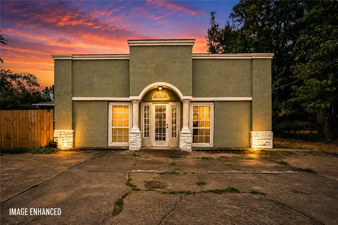 2202 SE 14th Street, Bentonville, AR 72712 - #1