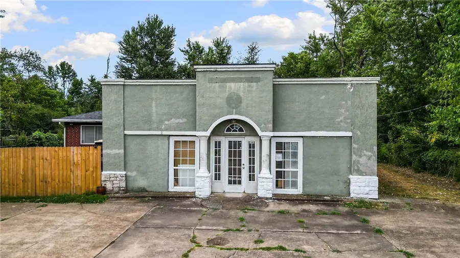 2202 SE 14th Street, Bentonville, AR 72712 - #2
