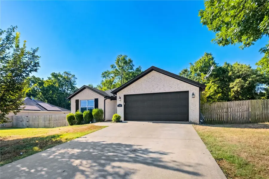 234 Alexandra Loop, Elkins, AR 72727 - #3