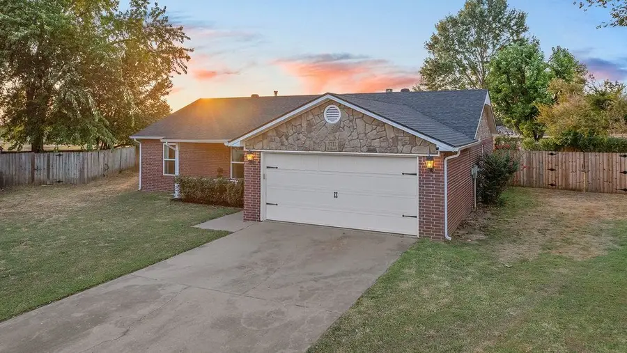 3717 W Rozell Street, Rogers, AR 72756 - #2