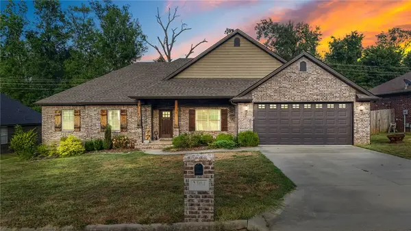 2304 Vail Drive, Van Buren, AR 72956