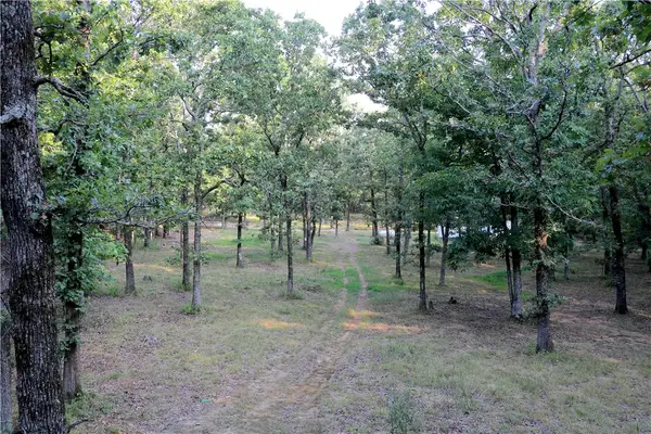 108 Madison 6486, Elkins, AR 72727