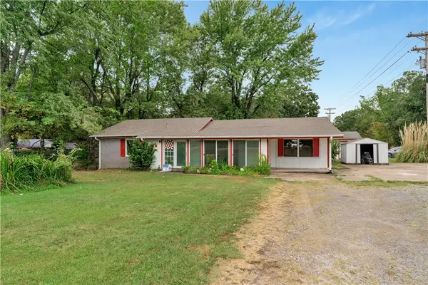 11613 S Wedington Blacktop Road, Lincoln, AR 72744