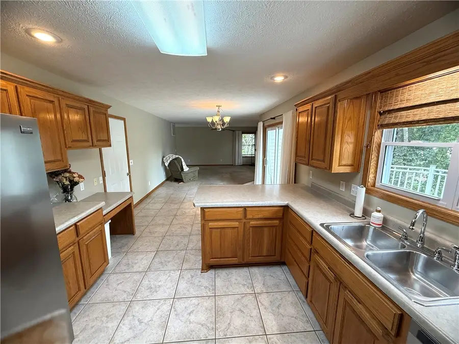 34 S Bandy Drive, Holiday Island, AR 72631 - #2
