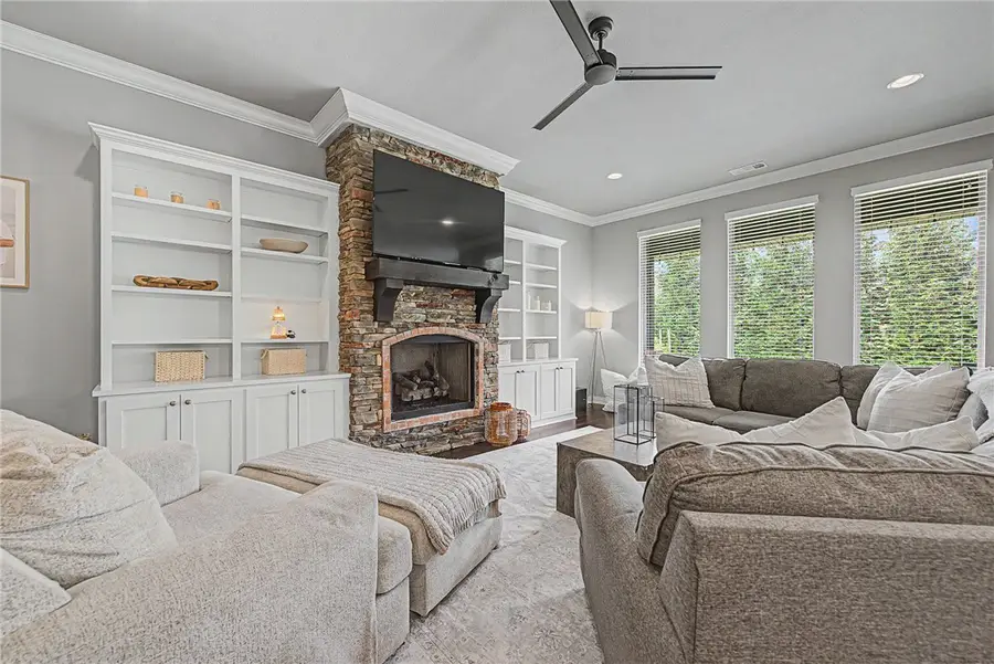 909 Via Firenze Avenue, Tontitown, AR 72762 - #2