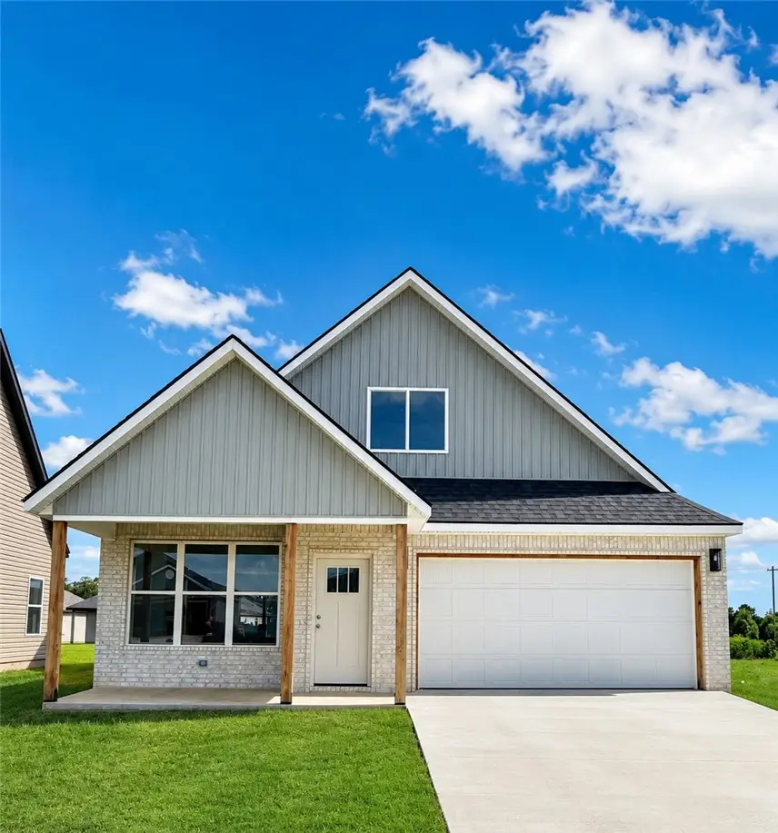 1733 Edens, Gentry, AR 72734 - #1