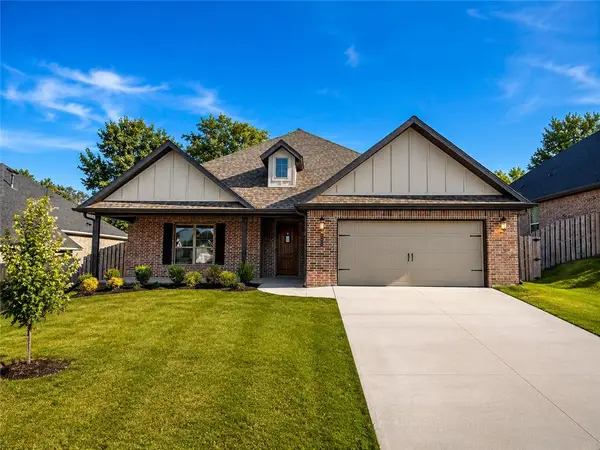 1308 Cittadella Avenue, Tontitown, AR 72762