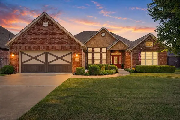 5310 S Stone Bay Circle, Rogers, AR 72758