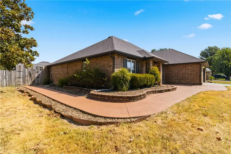 3603 W Hemlock Street, Rogers, AR 72756 - #2