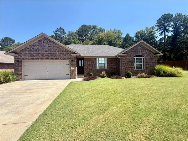 4000 N Hartford Avenue, Russellville, AR 72802