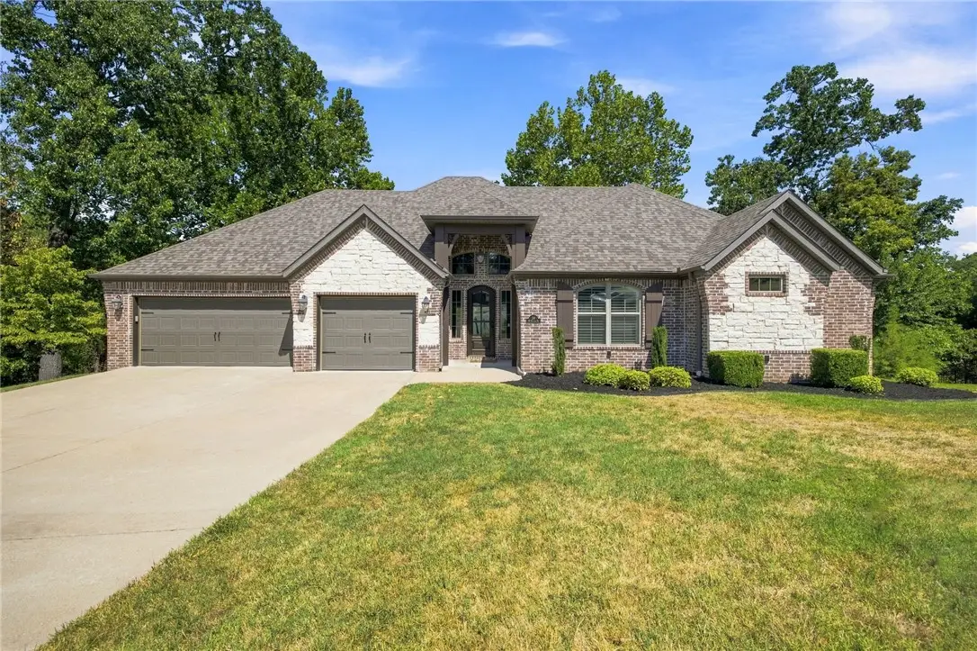 28 Harbour Drive, Bentonville, AR 72712 - #1