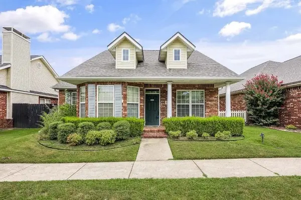 6914 Young Farm Avenue, Springdale, AR 72762