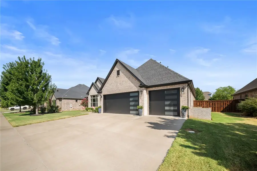8607 W Birdsong Lane, Bentonville, AR 72713 - #2