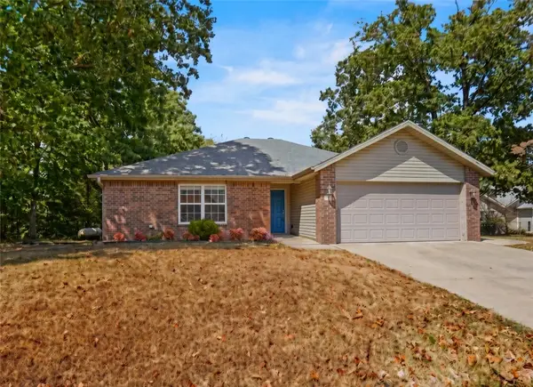 3 Webbly Lane, Bella Vista, AR 72714