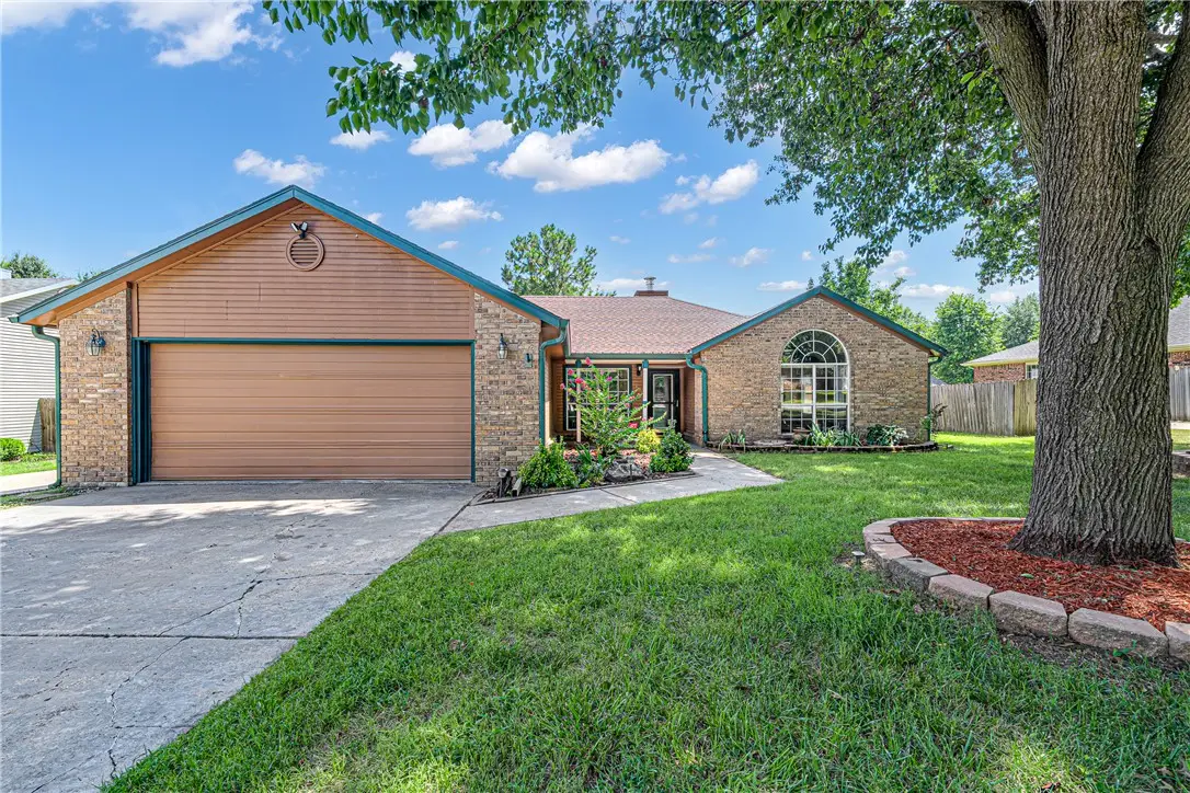 3281 W Gypsum Drive, Fayetteville, AR 72704 - #1