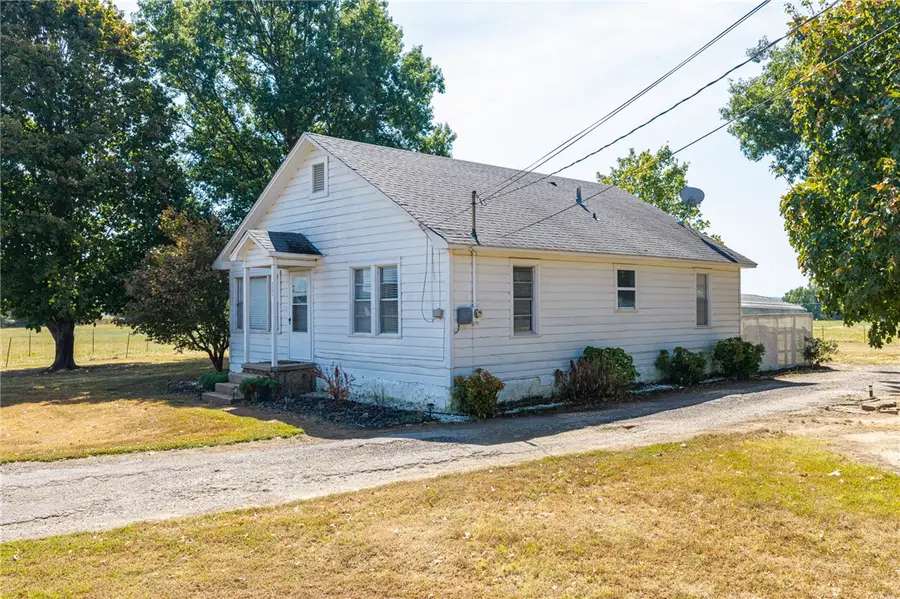 4905 Highway 64, Alma, AR 72921 - #2