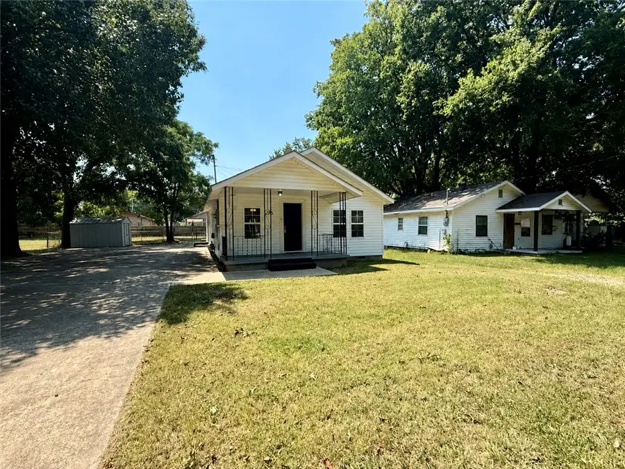 216 E E Street, Russellville, AR 72801 - #3