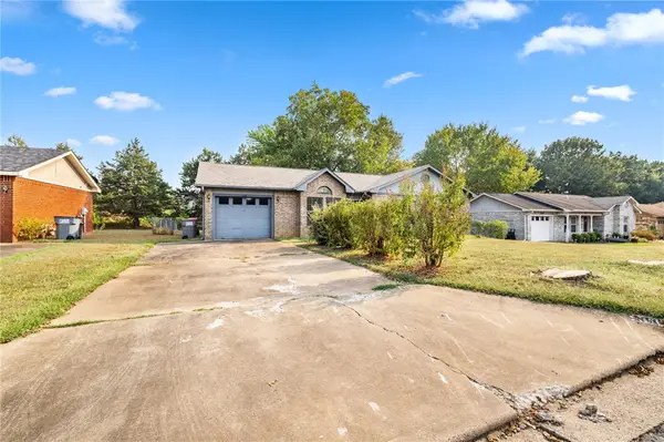 1503 Grand Oak Drive, Greenwood, AR 72936