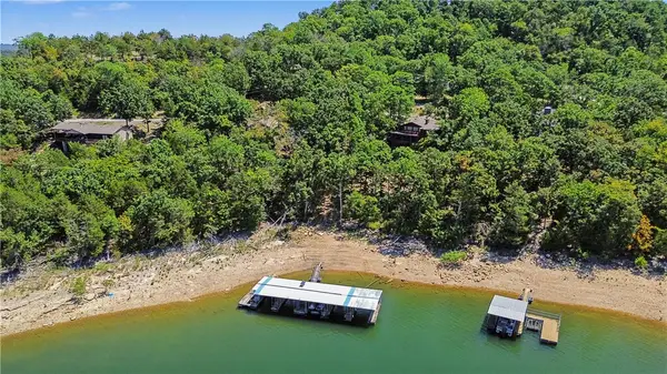 8415 Admiral Nimitz Drive, Rogers, AR 72756