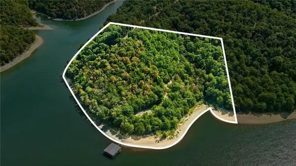 17056 Dakota Road, Rogers, AR 72756