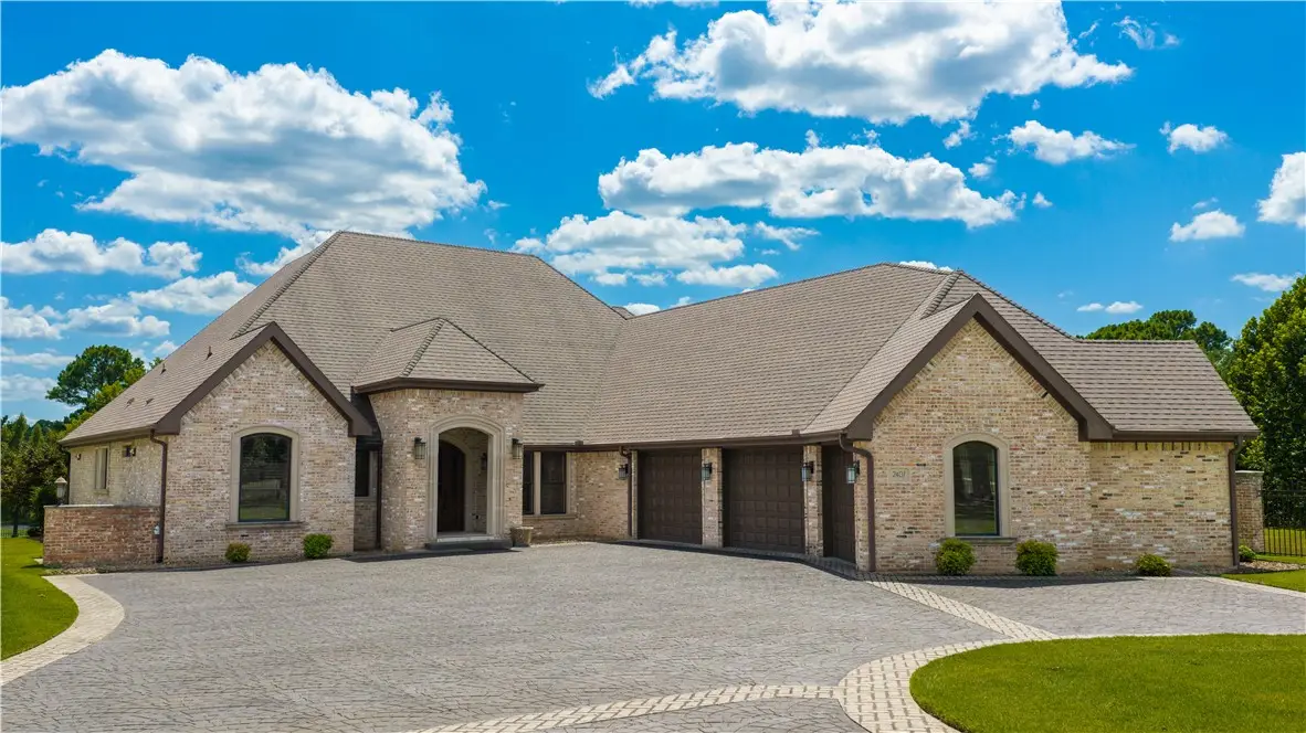 2407 E Joyce Boulevard, Fayetteville, AR 72703 - #1