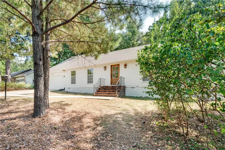 1819 E Viewpoint Drive, Fayetteville, AR 72701 - #3