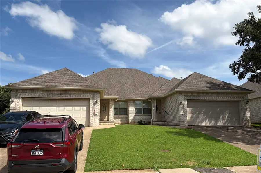 6241 & 6243 Milliken Bend, Fayetteville, AR 72704 - #2