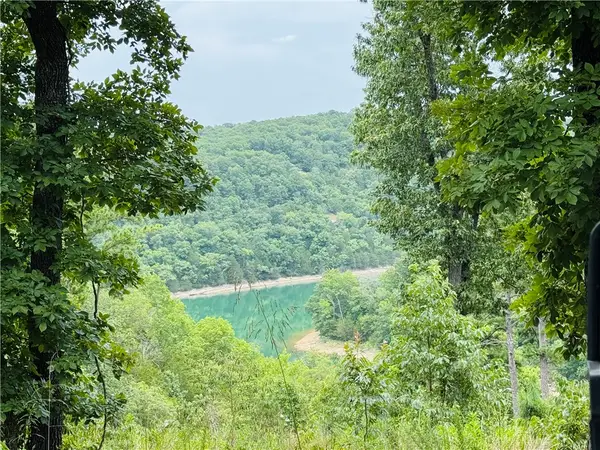 CR 150 Blackberry & Glen Haven Lane, Eureka Springs, AR 72631