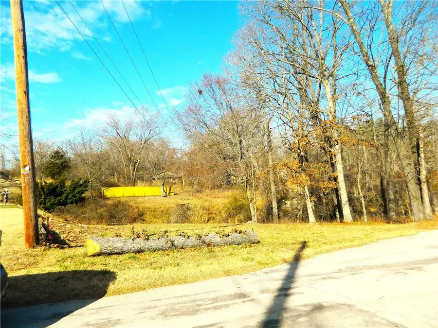 N Hilltop Circle, Rogers, AR 72756 - #3