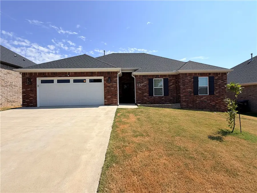 121 Magazine Street, Prairie Grove, AR 72753 - #2