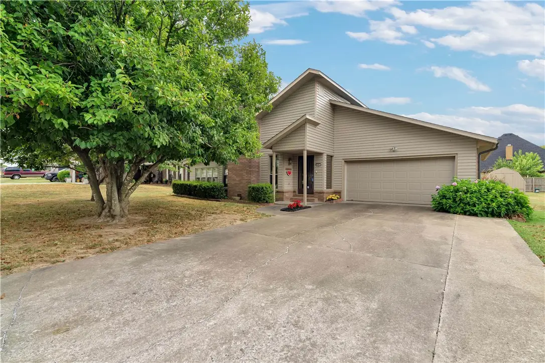 301 Edmondson Avenue, Springdale, AR 72764 - #1