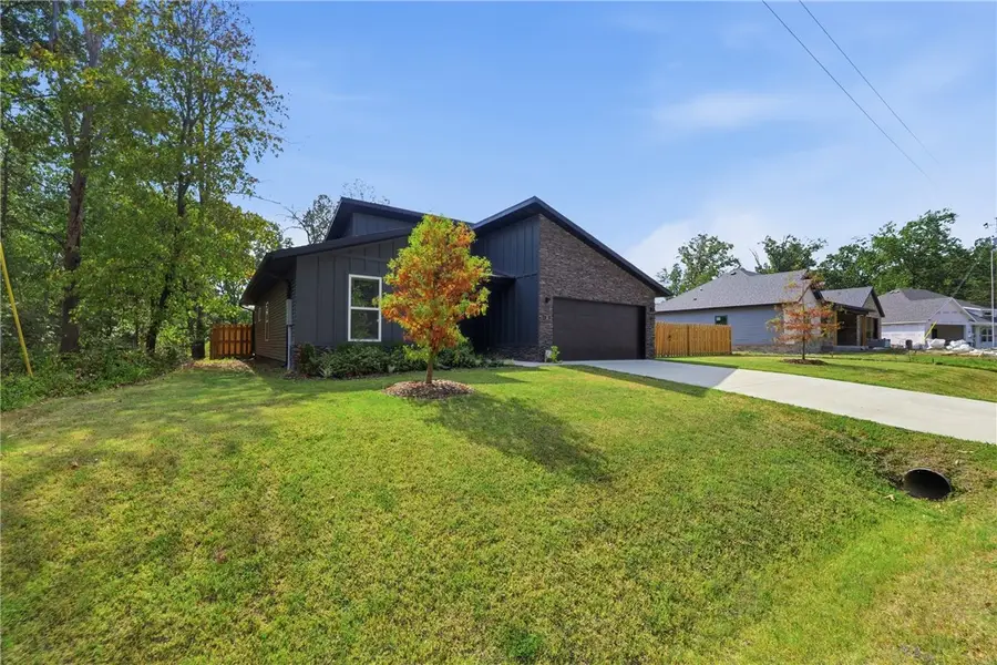 15 Exminster Lane, Bella Vista, AR 72714 - #3