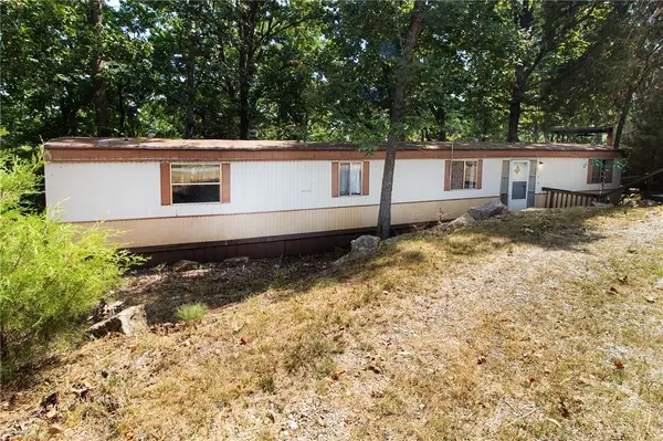 11592 Cedar Drive, Garfield, AR 72732