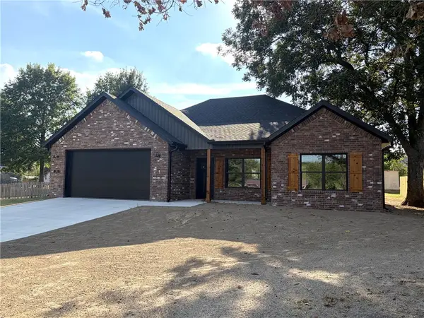 555 Lincoln Avenue, Lincoln, AR 72744