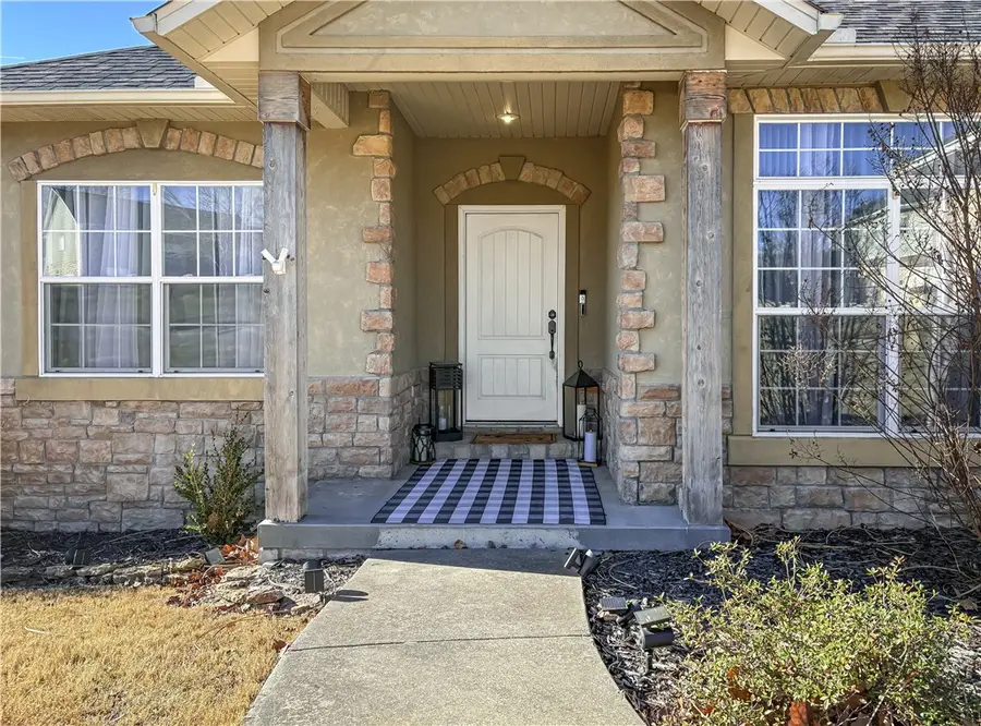 1220 W Holt Avenue, Harrison, AR 72601 - #3