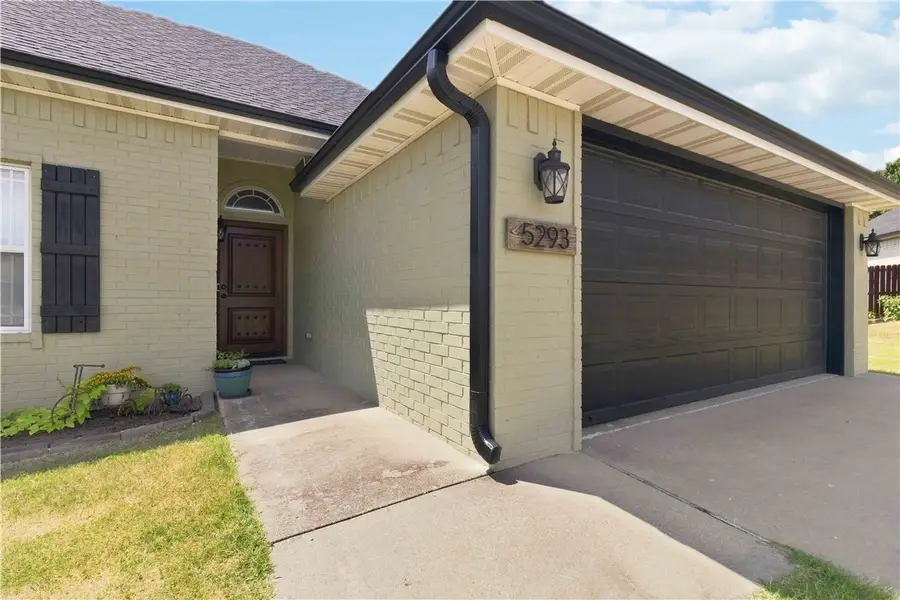 5293 Baugh Avenue, Springdale, AR 72762 - #3