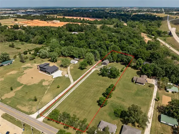809 Spring Creek Road, Lowell, AR 72745