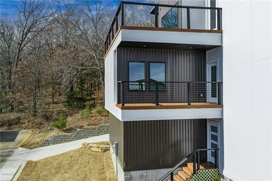 135 Paddock Loop, Fayetteville, AR 72701 - #2