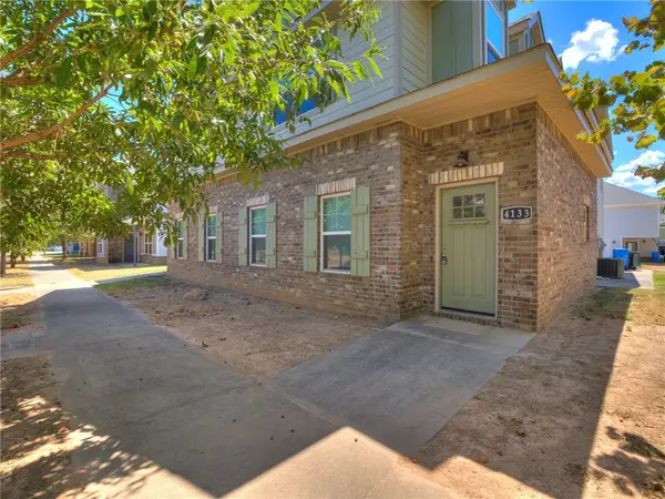 4131-4133 W Santa Maria Lane, Fayetteville, AR 72704