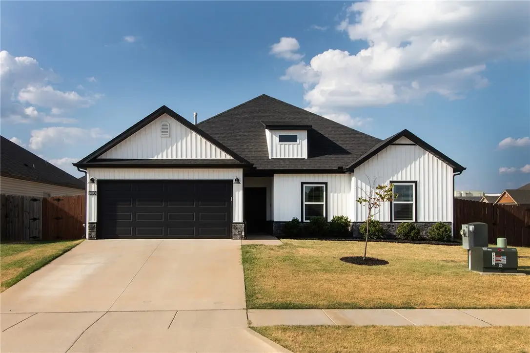 1000 Sunshine Court, Centerton, AR 72719 - #1
